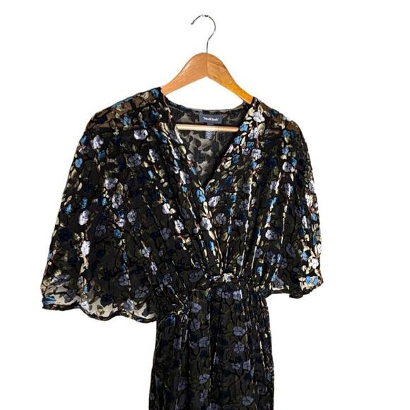Modcloth Velvet Dress XS Floral Black Faux Wrap Burnout V Neck Knee Length New - Picture 4 of 16